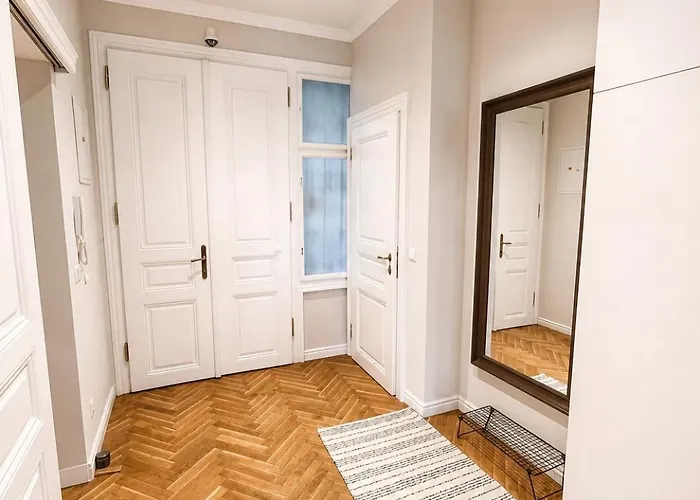 Apartman Park & Pulse - Stylish By The Park *