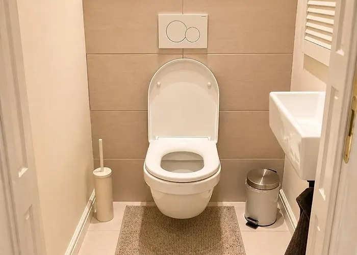 Apartman Park & Pulse - Stylish By The Park
